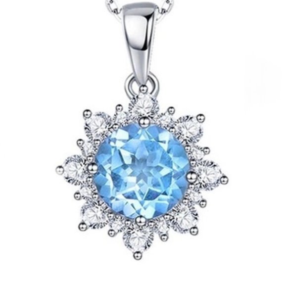 925 Sterling Silver Blue Sapphire Pendant - Picture 2 of 3